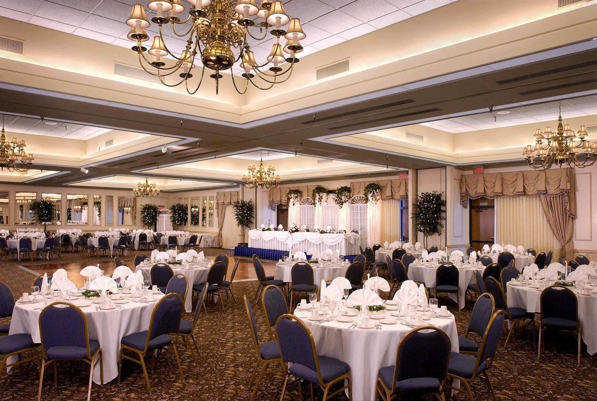 University Square Hotel Fresno Zewnętrze zdjęcie